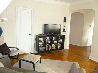 Rented by Mary Woods Associates