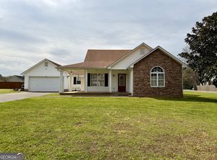 12 Greenhouse Dr SE, Cartersville, GA 30120