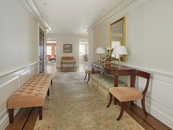 17 E 89th St #10A, Manhattan, NY 10128