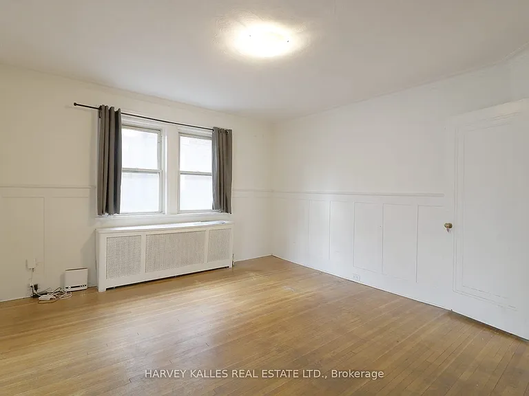 6 Poplar Plains Cres #MAIN — Photo 12