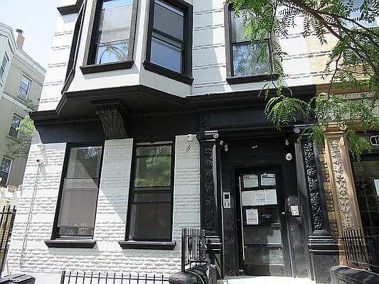 1st image of 1051 Bergen St APT 1
