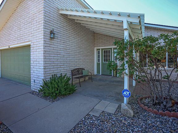 4th image of 12820 Lillian Pl NE