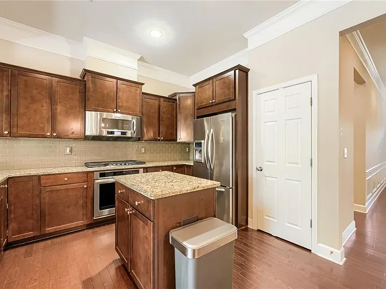 2464 Norwood Dr SE — Photo 17