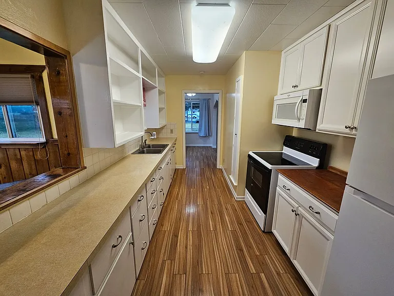 3710 E Chattaroy Rd — Photo 7