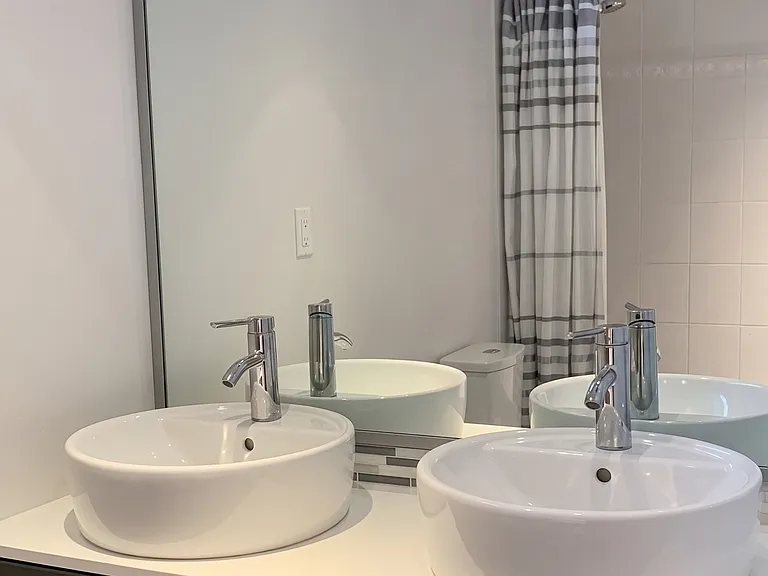 1518 Bowser Ave #13 — Photo 10