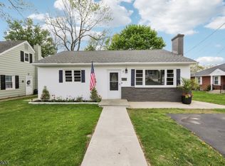 8 Oak St, Netcong, NJ 07857