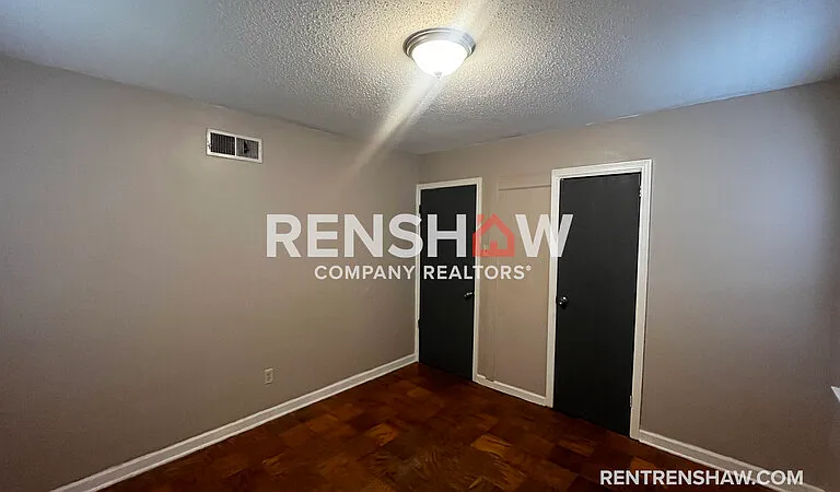 3773 Voltaire Ave — Photo 4