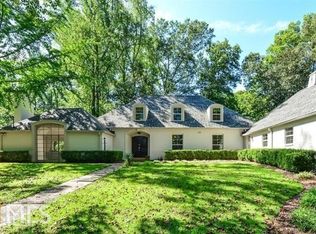 2211 Hill Park Ct, Decatur, GA 30033