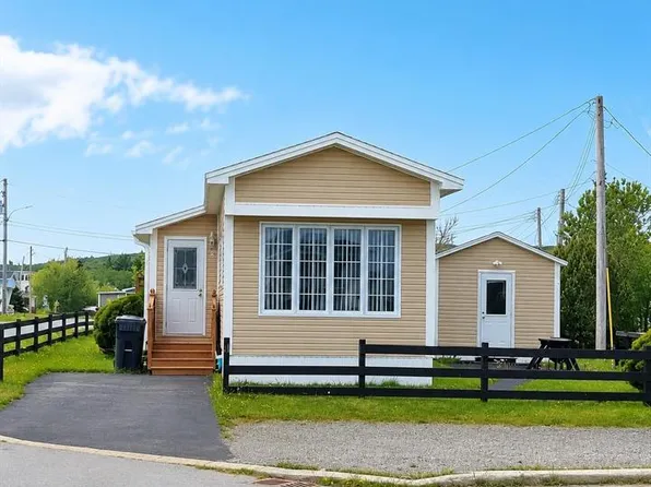 4 Springhill Road, Fortune, NL A0E1P0