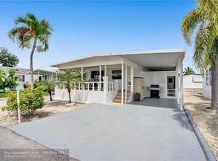 5590 SW 32nd Ter, Fort Lauderdale, FL 33312