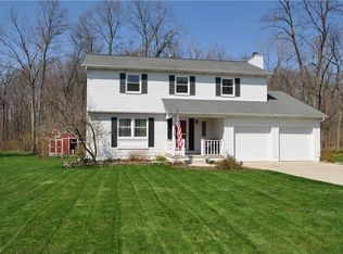 358 Topaz Ln, Brunswick, OH