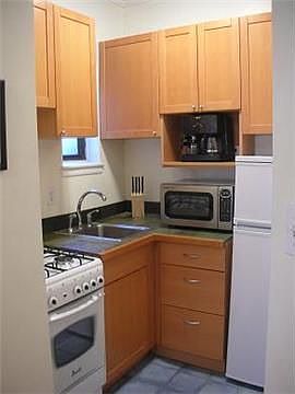 3rd image of 205 E 89th St APT 5D