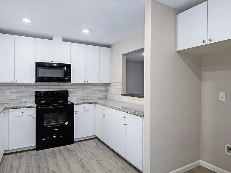 6225 Indigo St — Photo 22