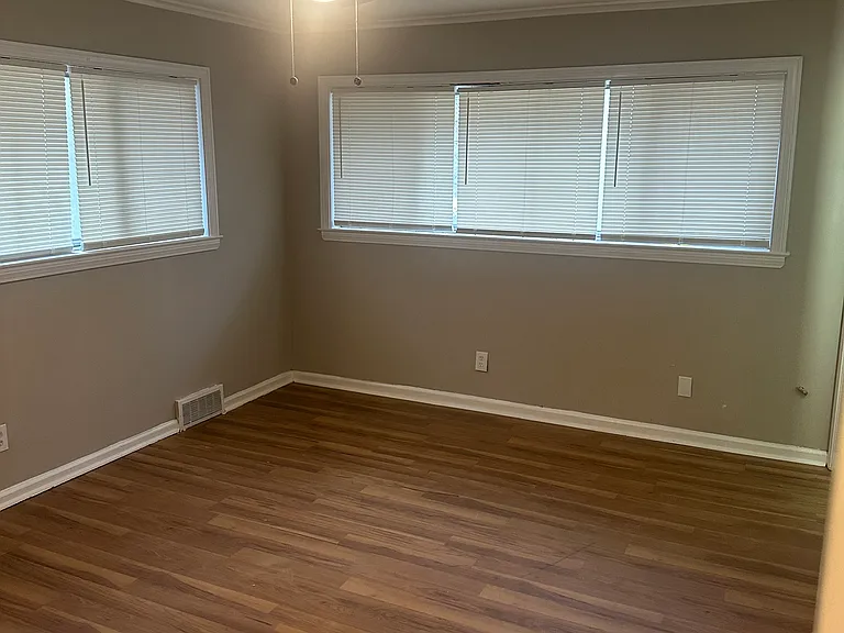 1300 Catalina Rd — Photo 13