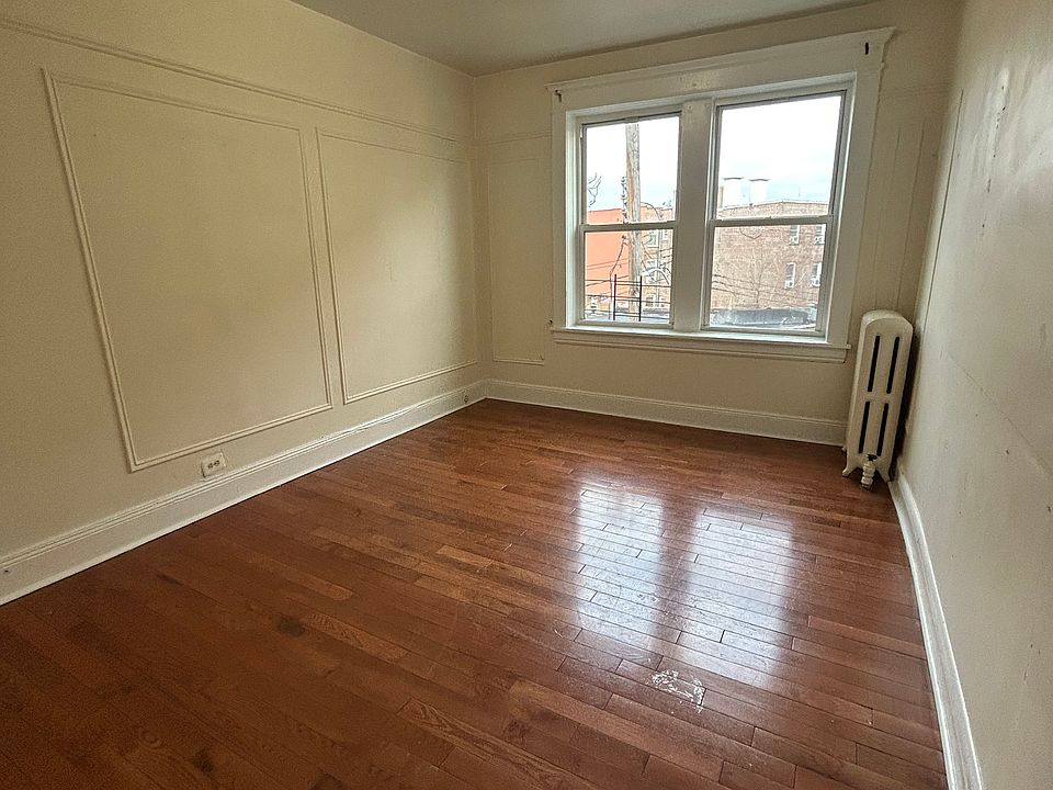 1st image of 90 Saint Andrews Pl APT 3C