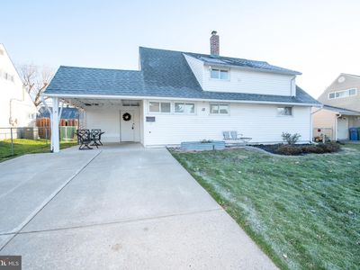 12 Gingerbush Rd, Levittown, PA, 19057