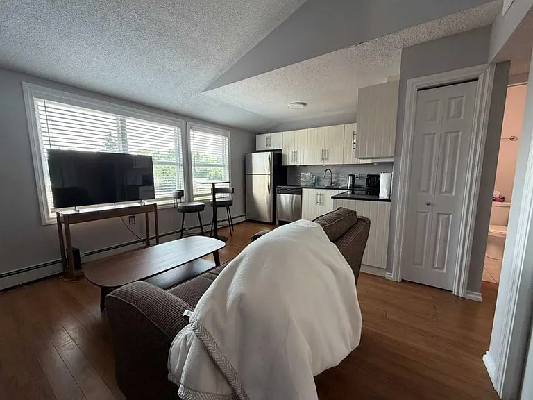 7201 Poplar Dr #4205 — Photo 3
