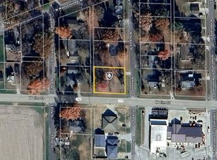 105 N Hickory St, Okawville, IL 62271