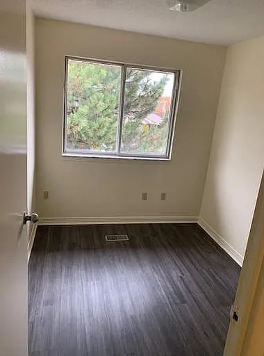 235 Forum Dr #1A — Photo 7