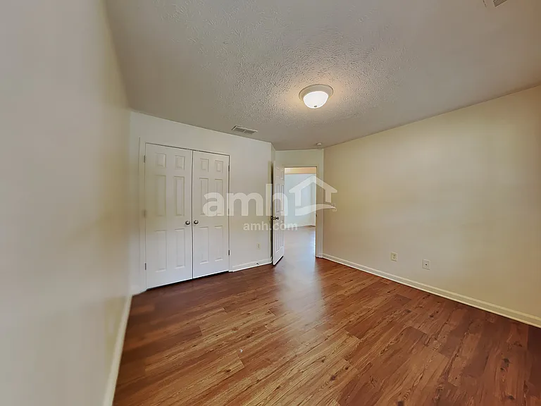 389 Sunderland Way — Photo 18