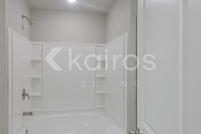 13739 Pinyon Dr — Photo 12