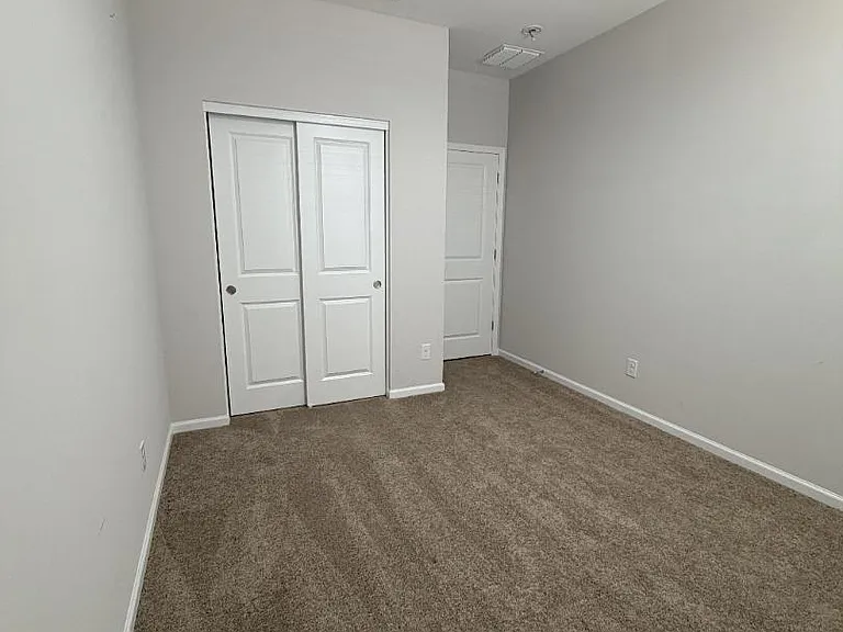 Unit Photo
