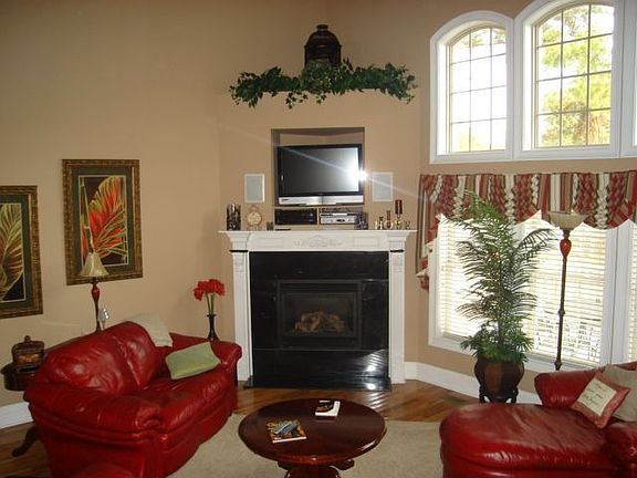 Spacious Living Room