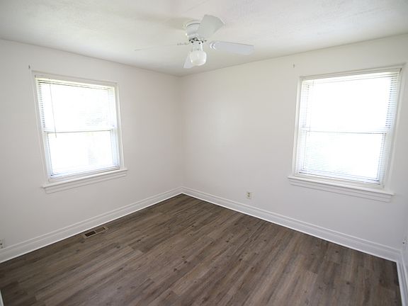3rd image of 5326 Buckner Ave