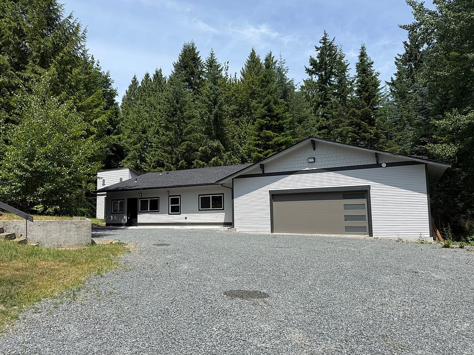 1st image of 13811 2nd Ave NE #2