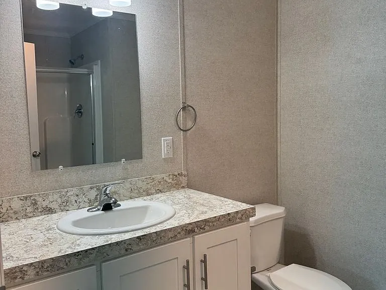 465-7 Royal Manor Rd — Photo 8
