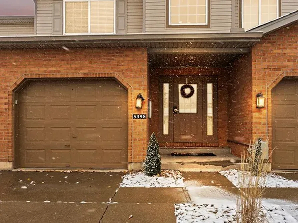 5398 Harbourwatch Way APT 301, Mason, OH 45040