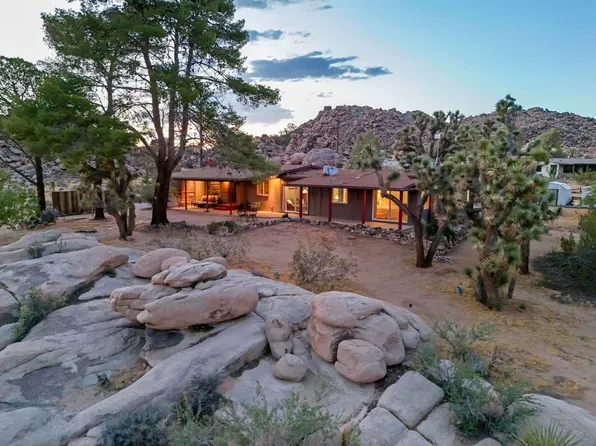 8427 Rockhaven Rd, Joshua Tree, CA 92252