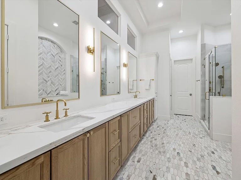 6114 Maxie St #B — Photo 18