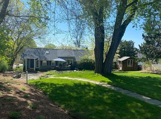 382 Plainfield Rd, Concord, MA 01742