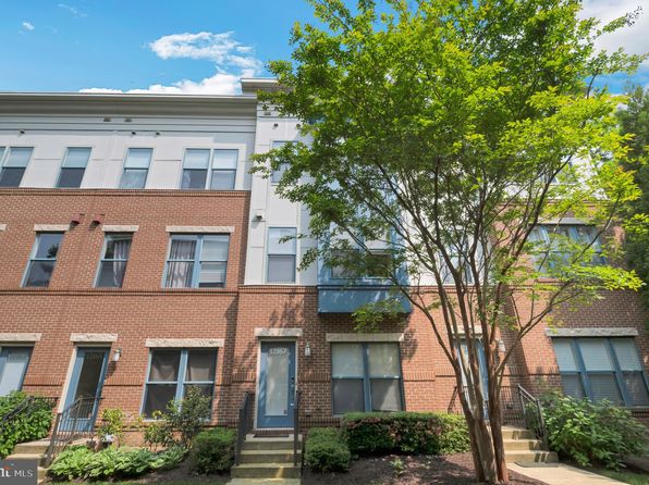12167 Waveland St #301