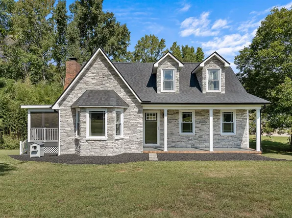 1042 Cherokee Rd, Pelzer, SC 29669