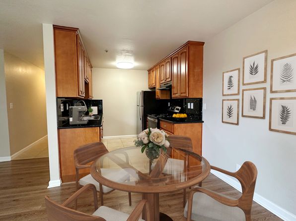 25836 Hayward Blvd #112