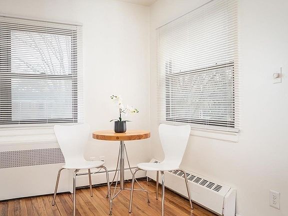 3rd image of 1193 E Broadway APT M21