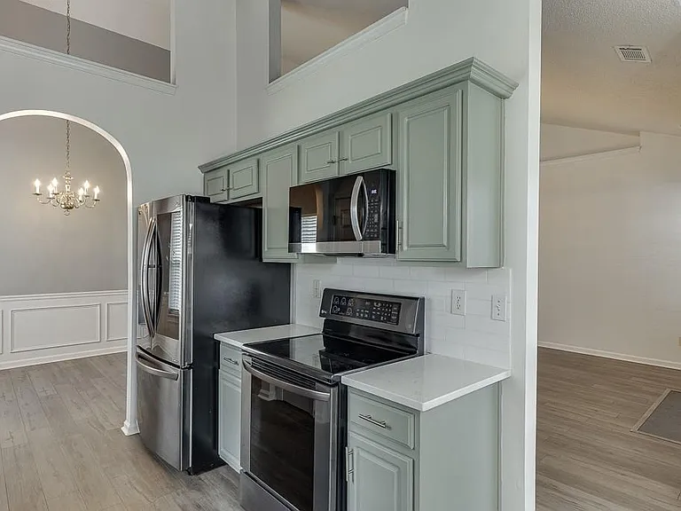 2464 Laurelfield Dr — Photo 20