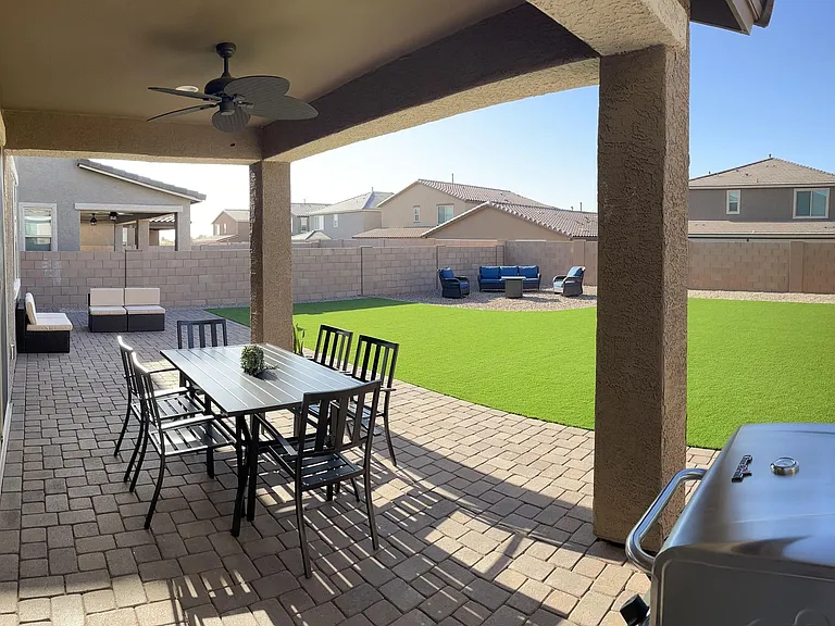 11921 E Ryscott Cir — Photo 5