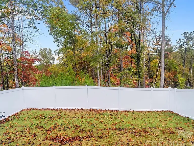 242 Lacewing Dr — Photo 19