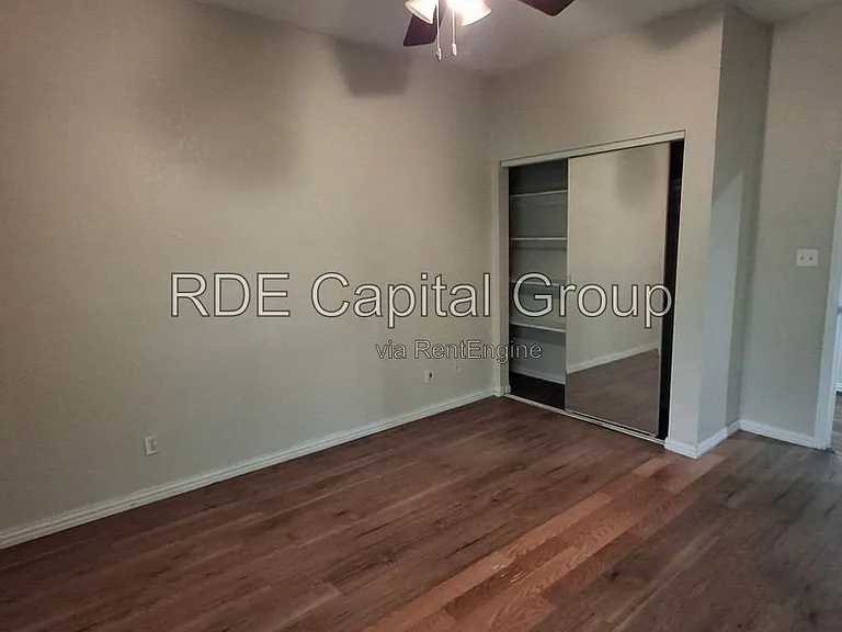 5203 Bexar St #2C — Photo 12