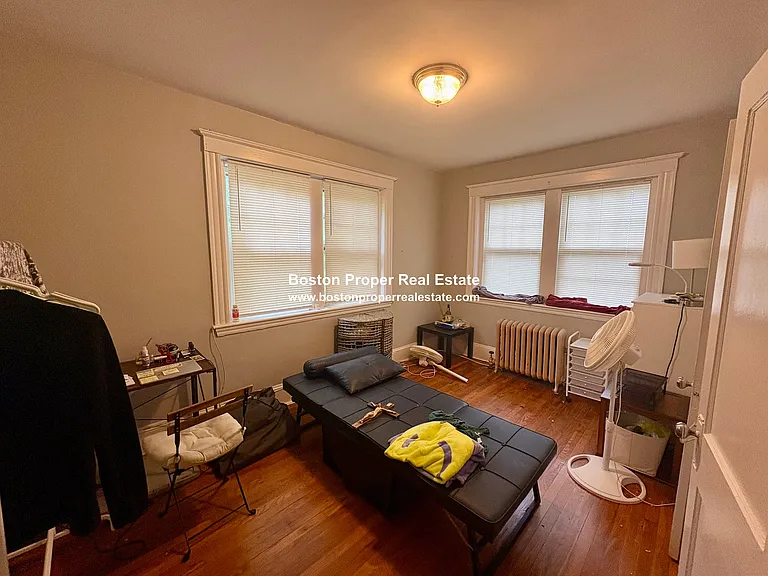 120 University Rd #3 — Photo 5