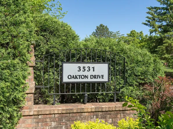 3531 Oakton Dr APT 2005, Minnetonka, MN 55305