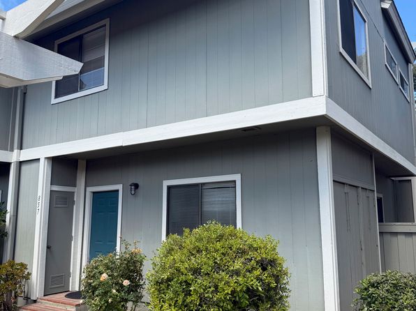 857 Lynx Ln