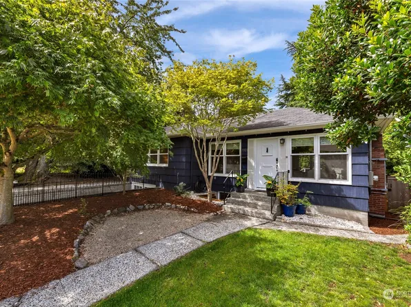 7321 48th Avenue NE, Seattle, WA 98115