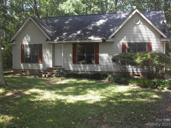 4800 Lawrence Orr Rd, Charlotte, NC 28212