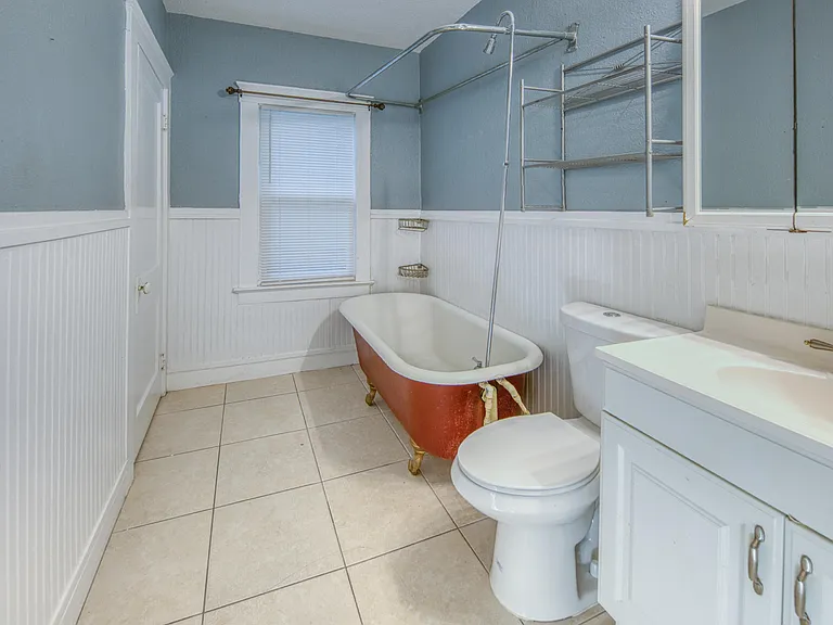 225 S K St #MAIN — Photo 8