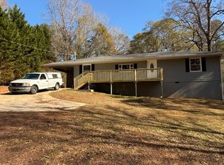 3958 Hillside Ln, Douglasville, GA 30135