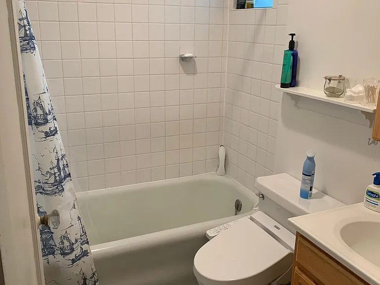 27 Lexington St #2 — Photo 6